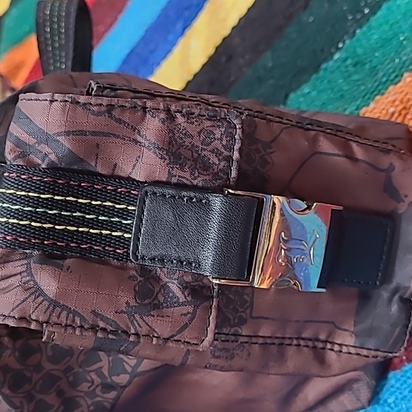 L.A.M.B LeSport Sac Rasta Bag - Picture 5 of 9